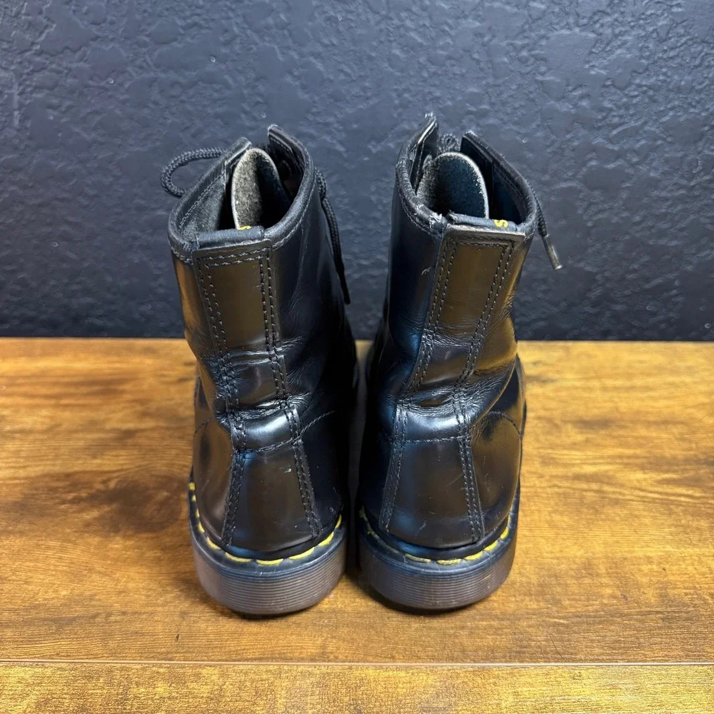 Vtg Dr. Martens 1460 Black Smooth Leather Combat Boots M8 W9 Made In England